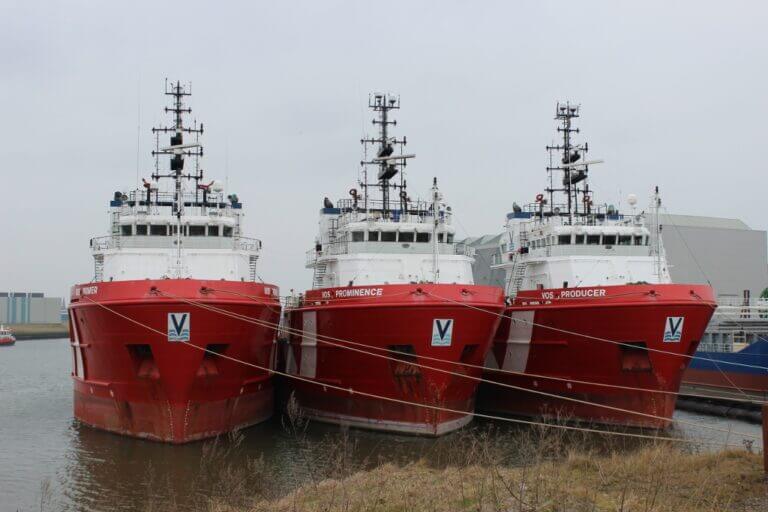 1692020 Vroonbevoorraders naar de sloop Maritiem Den Helder